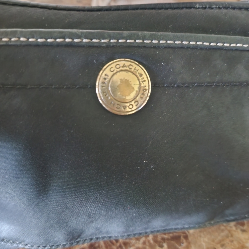 Coach Leather & Nylon Wristlet Black + 3 hang tags - EUC - Picture 3 of 13